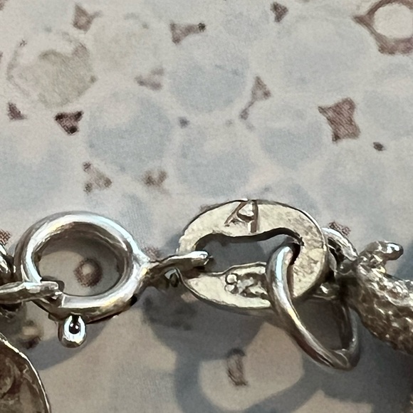 Sterling Silver Starfish & Clamshell 18” Necklace - Picture 3 of 3